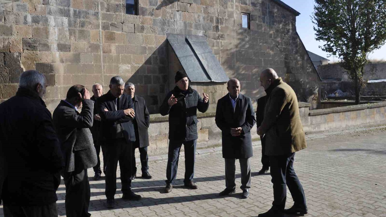 Esenlik Külliyesinde 8 milyon liralık dayanışma örneği
