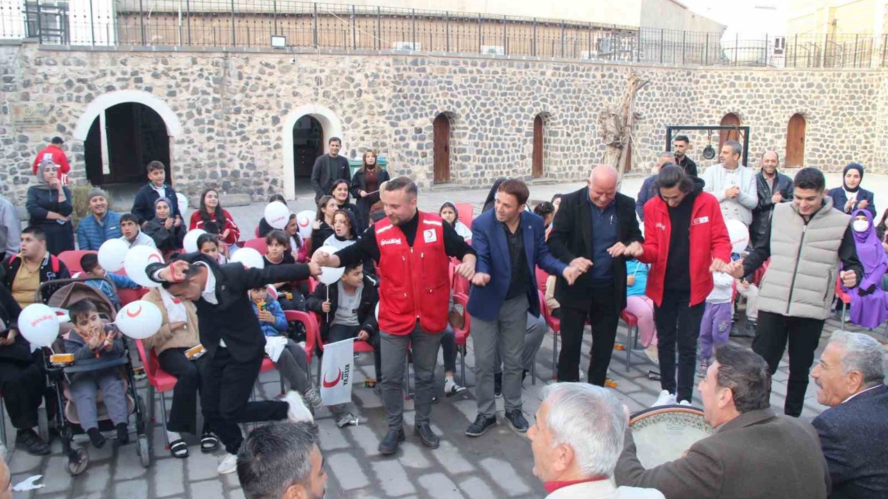 Türk Kızılay’ından Cizre’de engellilere anlamlı etkinlik
