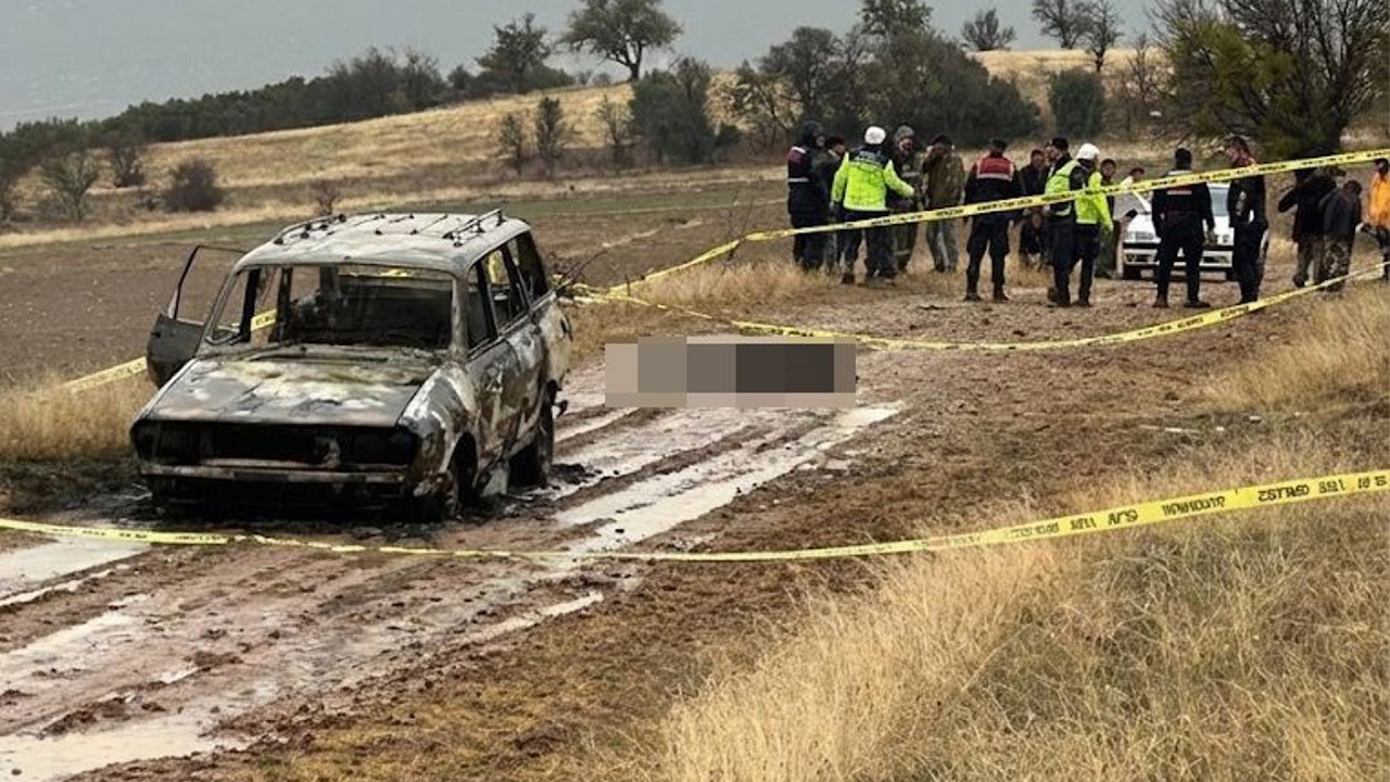 Isparta’da dağlık alanda yanmış aracın kenarında başsız erkek cesedi bulundu
