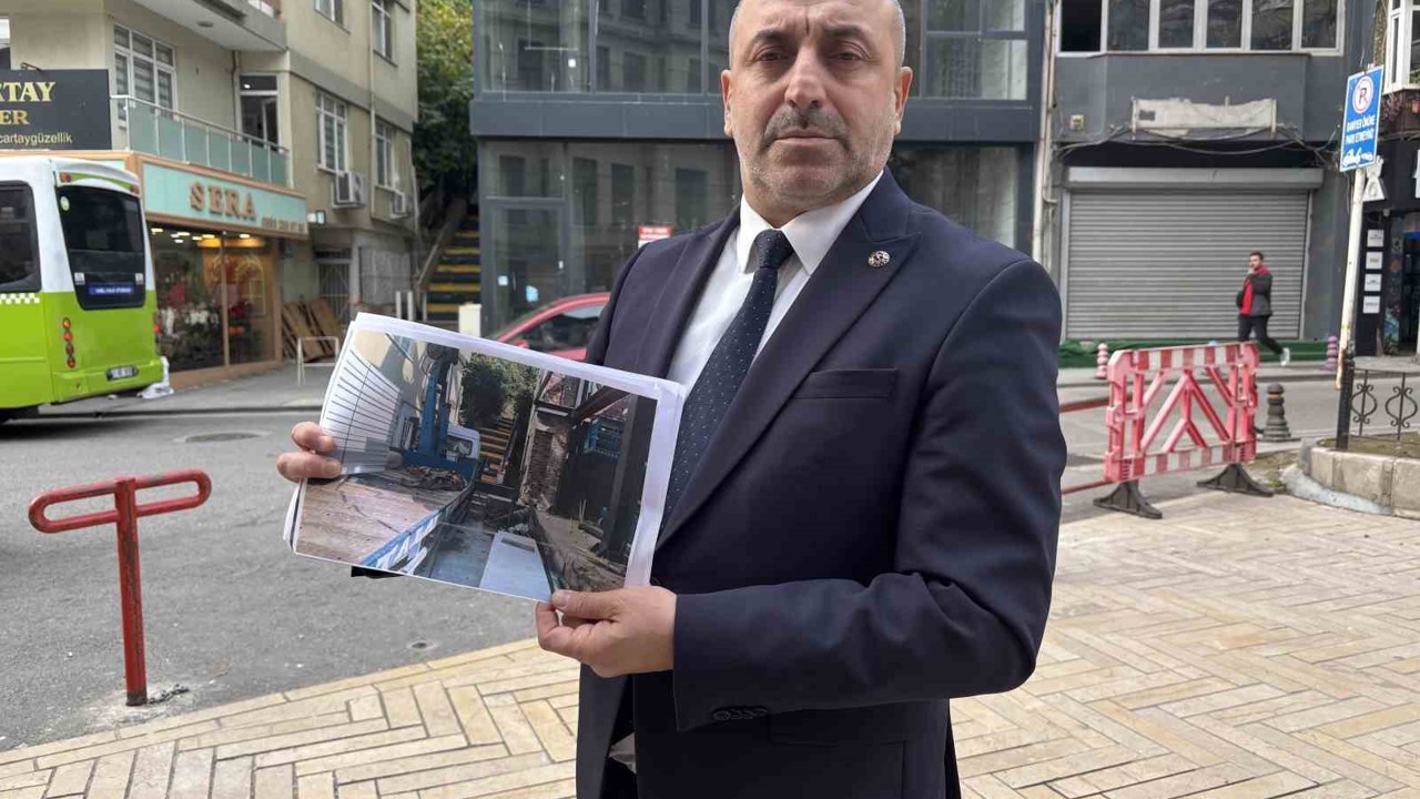 Belediye kaçak diye mühürledi, seçim ofisi oldu
