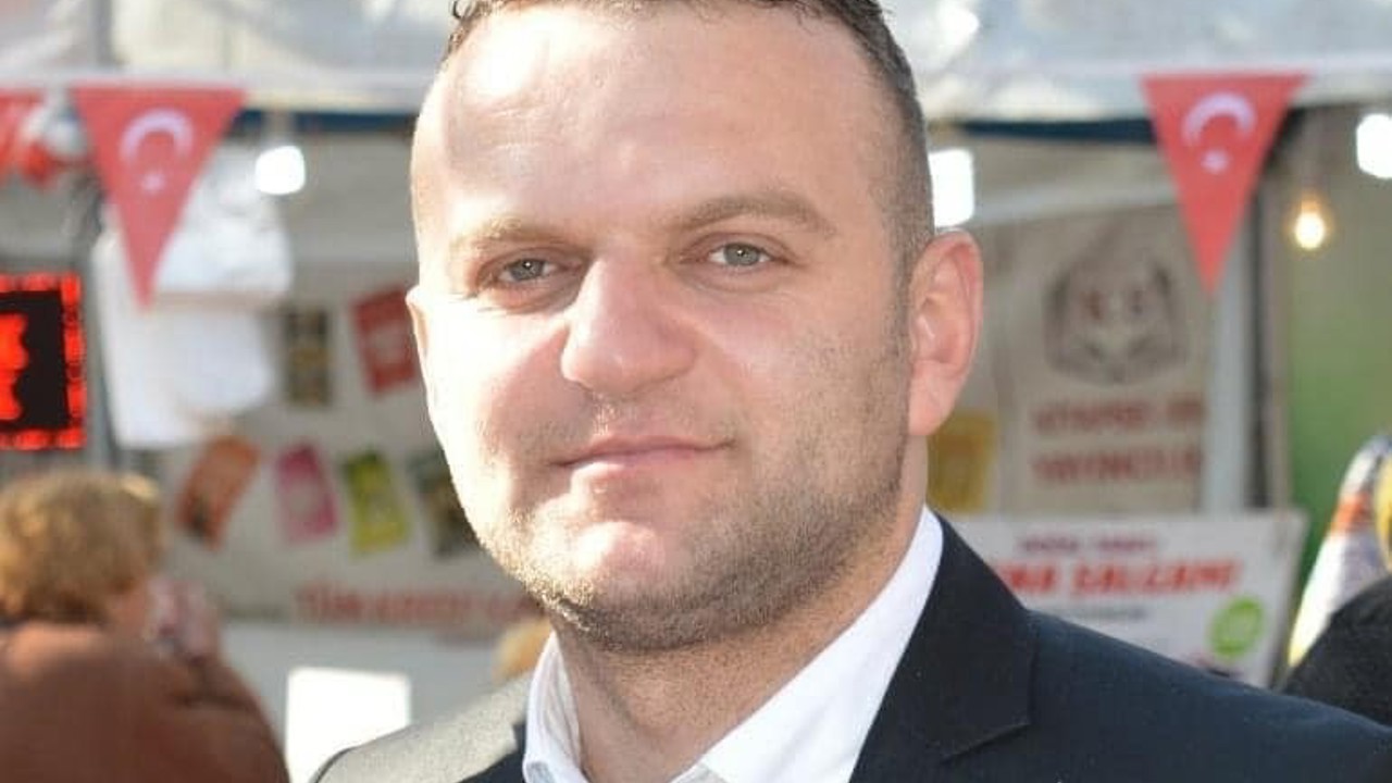 Böbrek ameliyatı sonrası hayatını kaybeden Ekrem Şarlı’nın ölümü ile ilgili Adli Tıp hastaneyi sorumlu tuttu
