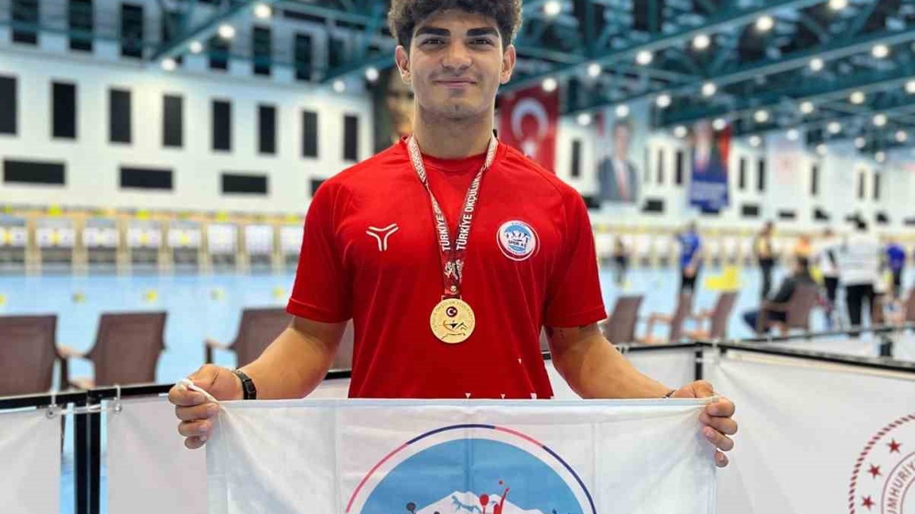 Kutay Tek hedefi 12’den vurdu
