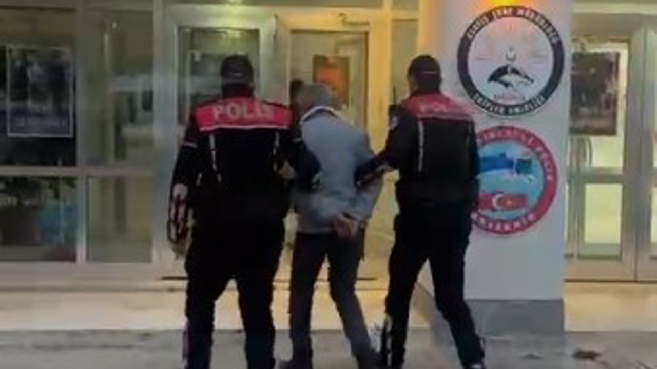 Kesinleşmiş hapis cezası olan şahıs, polisin dikkati sayesinde yakalandı
