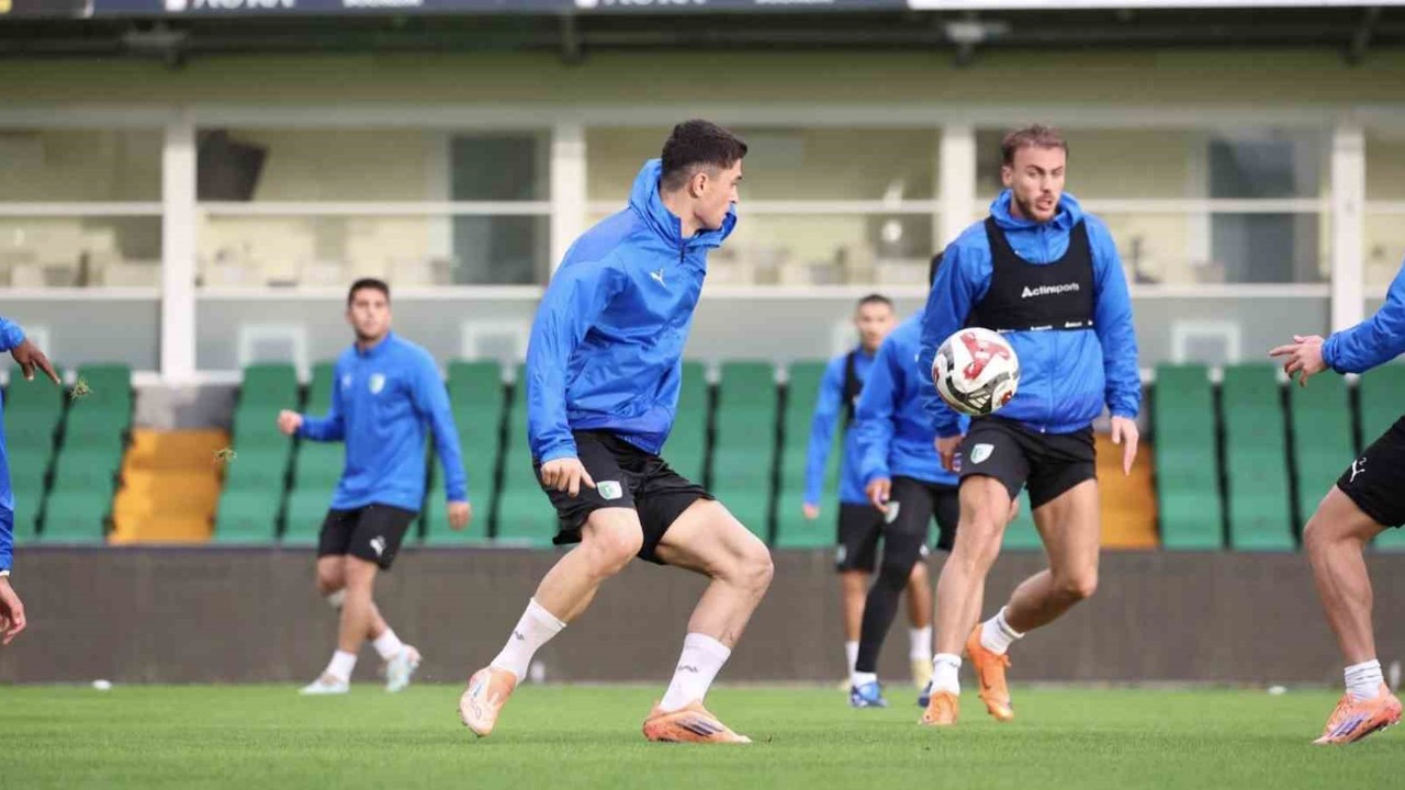 Burhan Eşer: "Bodrum FK armasının olduğu her maç bizim için önemlidir"
