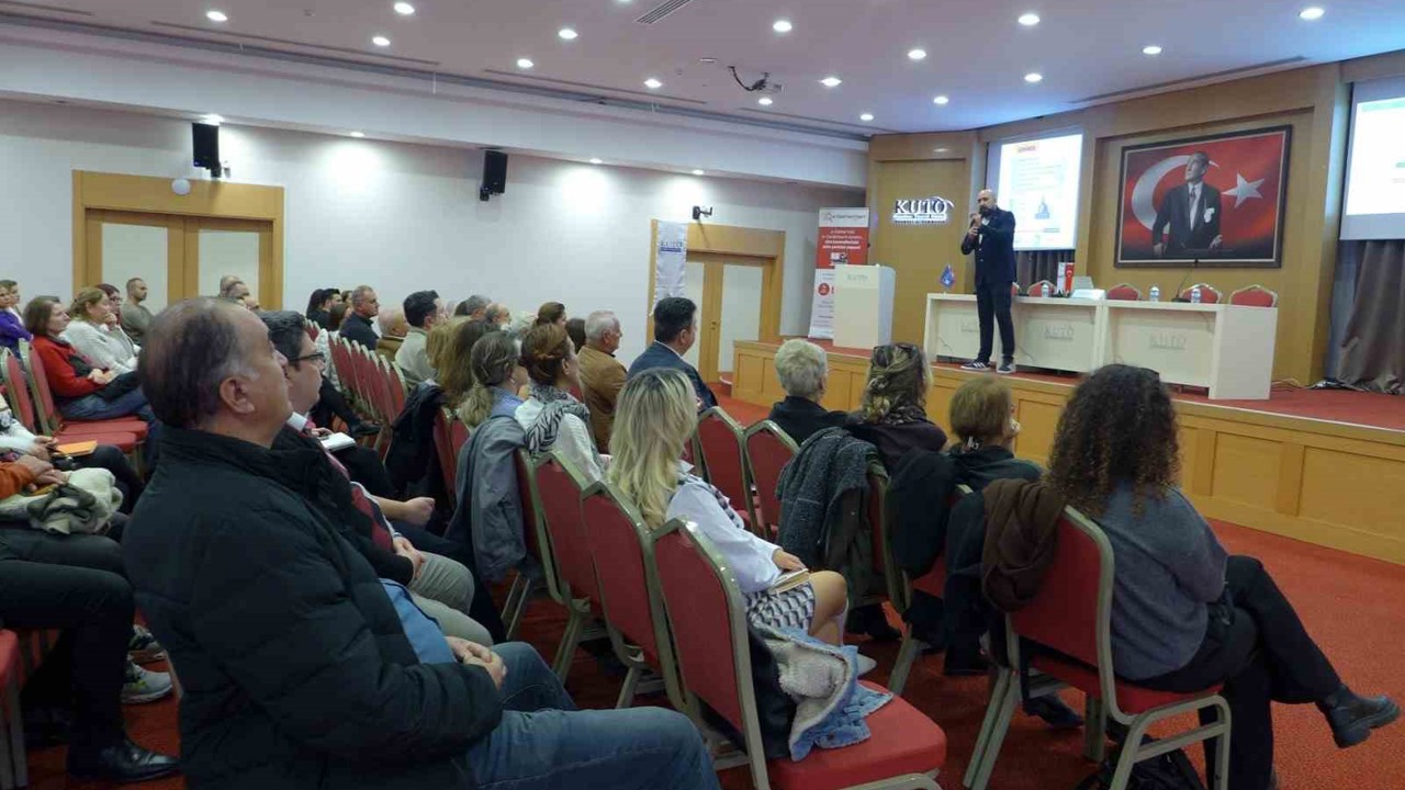 Kuşadası Ticaret Odası’nda dijital mali dönüşüm masaya yatırıldı
