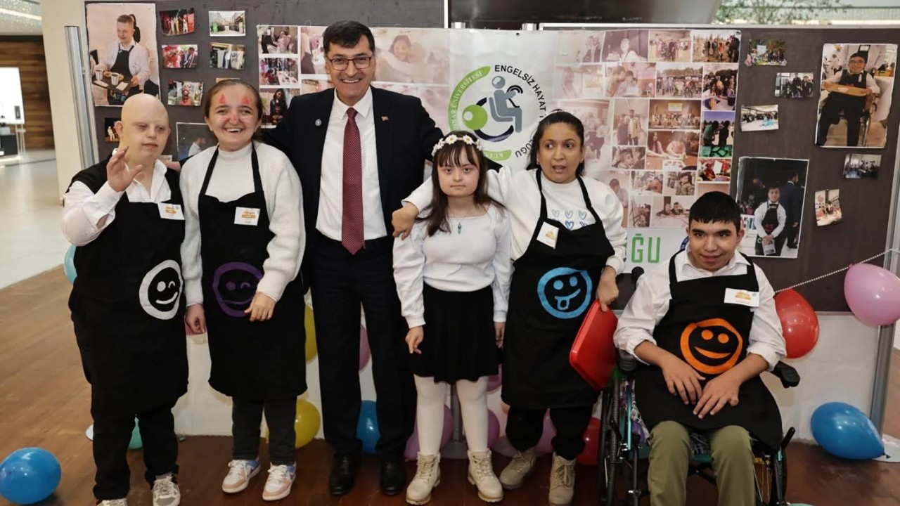 Başkan Eyüp Kahveci’den özel çocuklara destek
