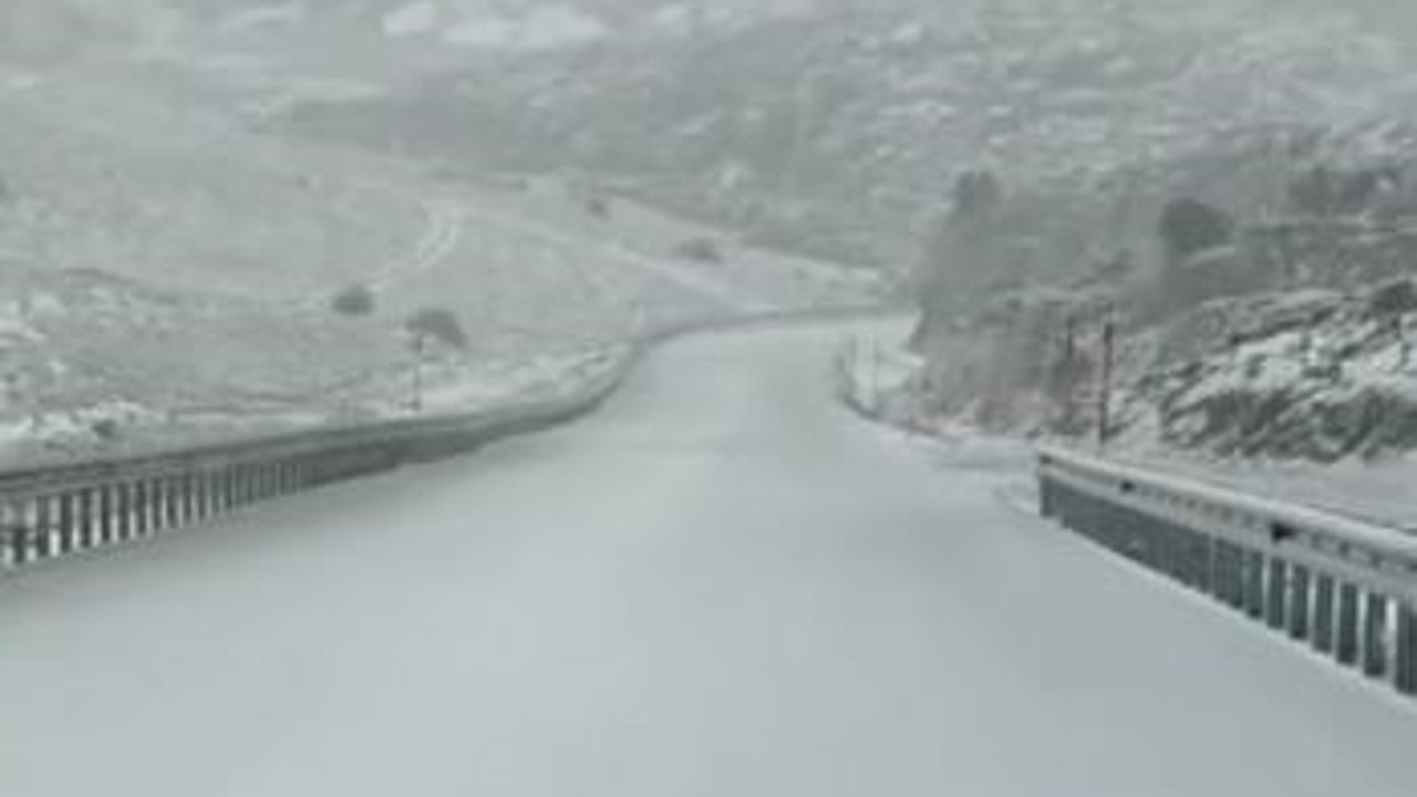 Denizli’nin yüksek kesimlerinde kar yağışı başladı
