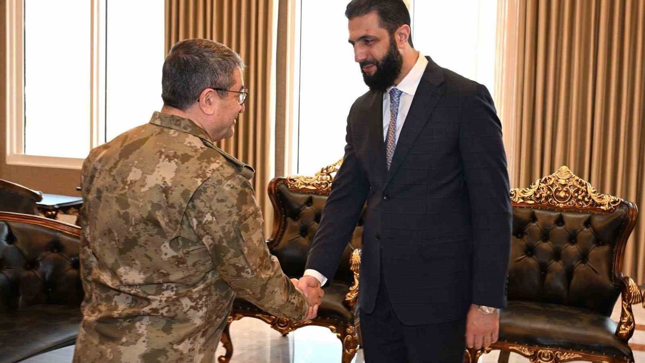 Genelkurmay Başkanı Orgeneral Bayraktaroğlu, Suriye Devlet Başkanı eş-Şara ile görüştü
