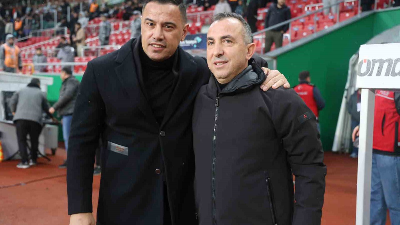 Trendyol Süper Lig: Konyaspor: 0 - Çaykur Rizespor: 1 (İlk yarı)
