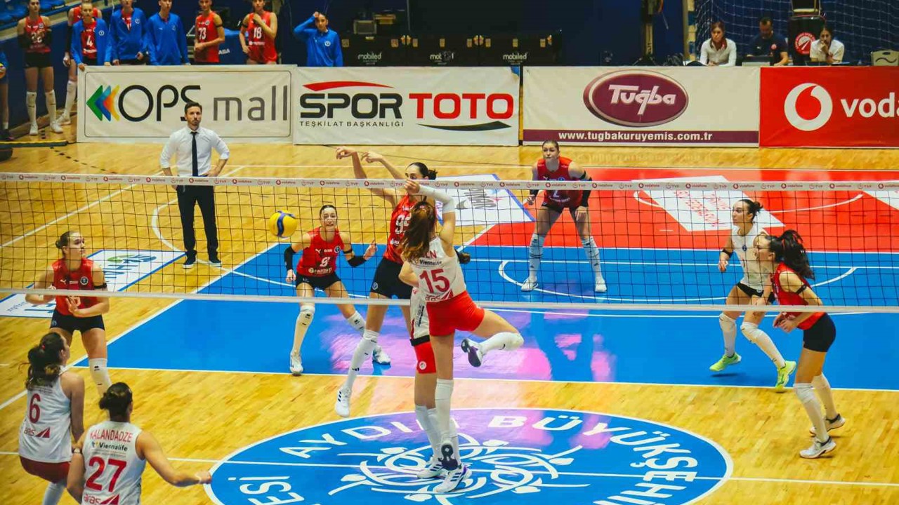 Sultanlar Ligi: Aydın Büyükşehir Belediyespor: 0 - Aras Kargo SK: 3
