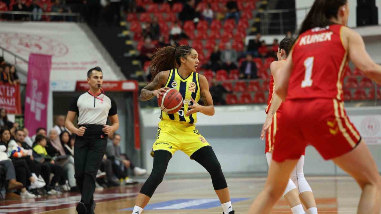 Kadınlar Basketbol Süper Ligi: Melikgazi Kayseri Basketbol: 79 - Fenerbahçe Opet: 93

