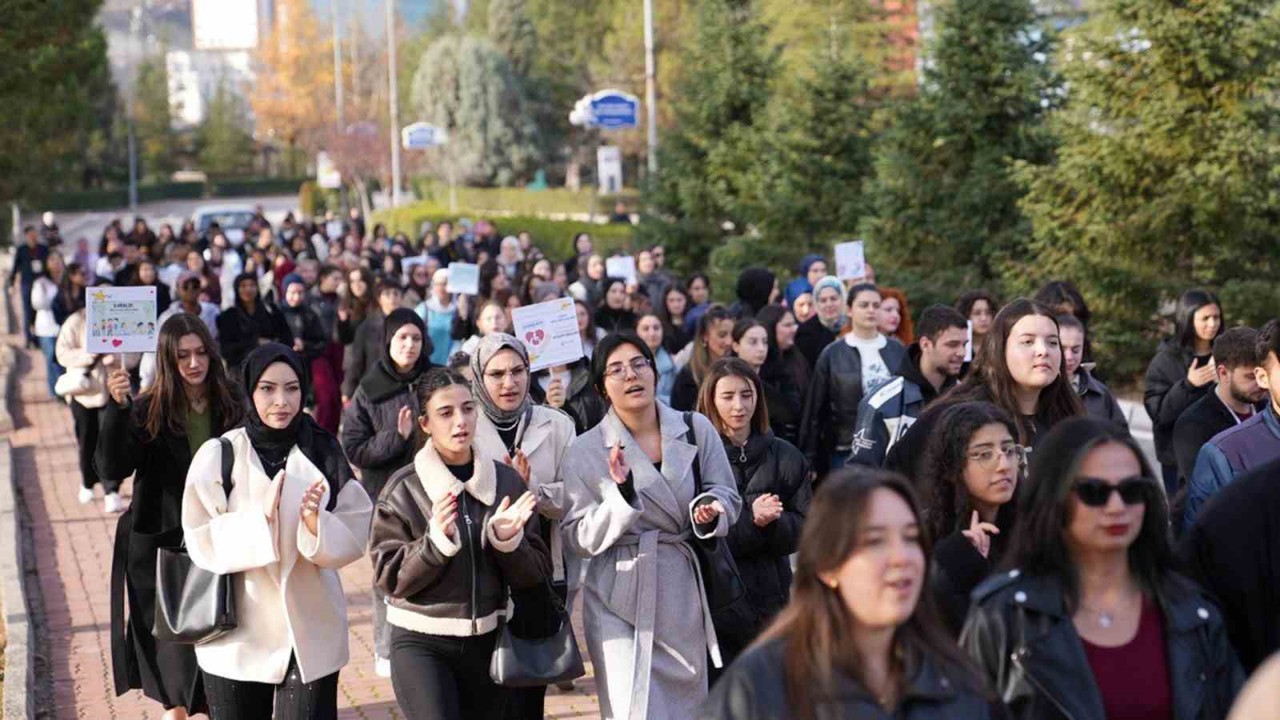 KBÜ’de Dünya Engelliler Günü için kapsamlı program düzenlendi
