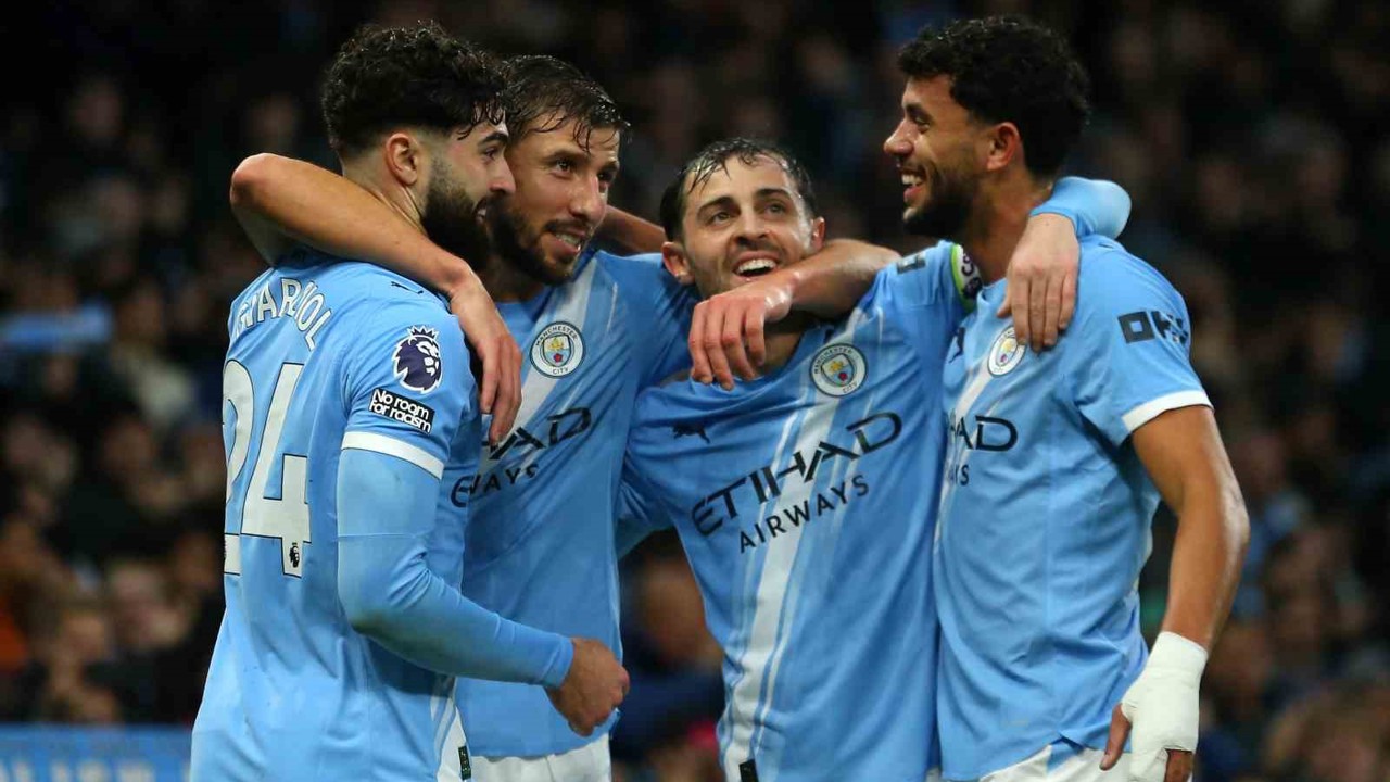 Manchester City, Sunderland’ı farklı mağlup etti
