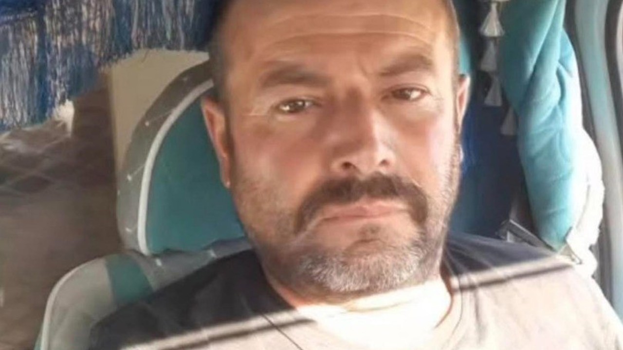 Belediye önünde kendini ateşe veren şahıs hayatını kaybetti
