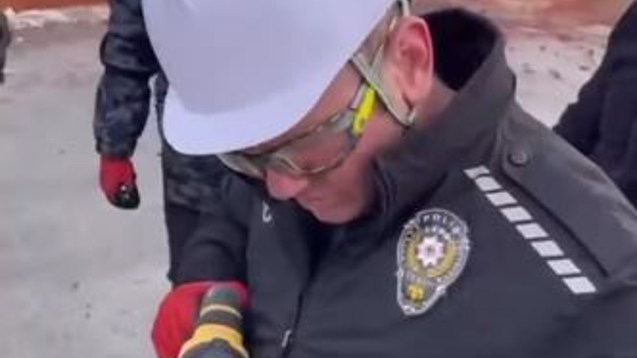 Çevik kuvvet polisine  ‘’Enkazda Arama ve Kurtarma Temel Eğitimi’’
