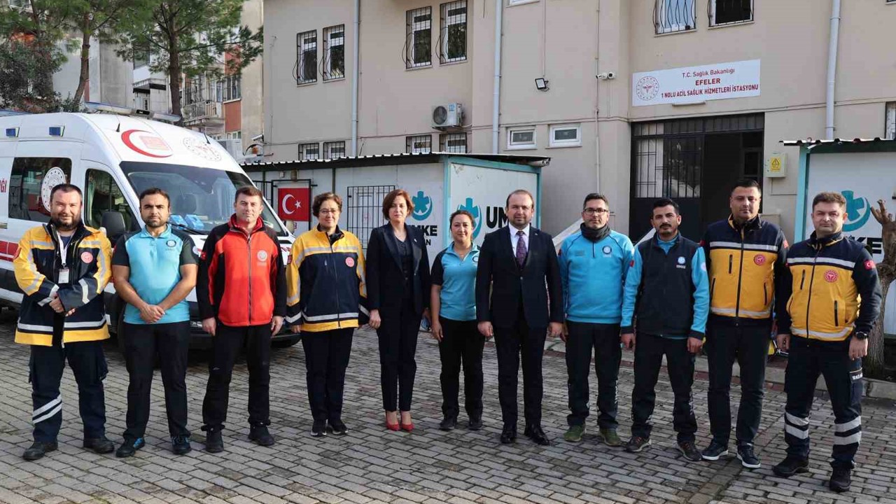 İl Sağlık Müdürü Şenkul UMKE ekibiyle bir araya geldi
