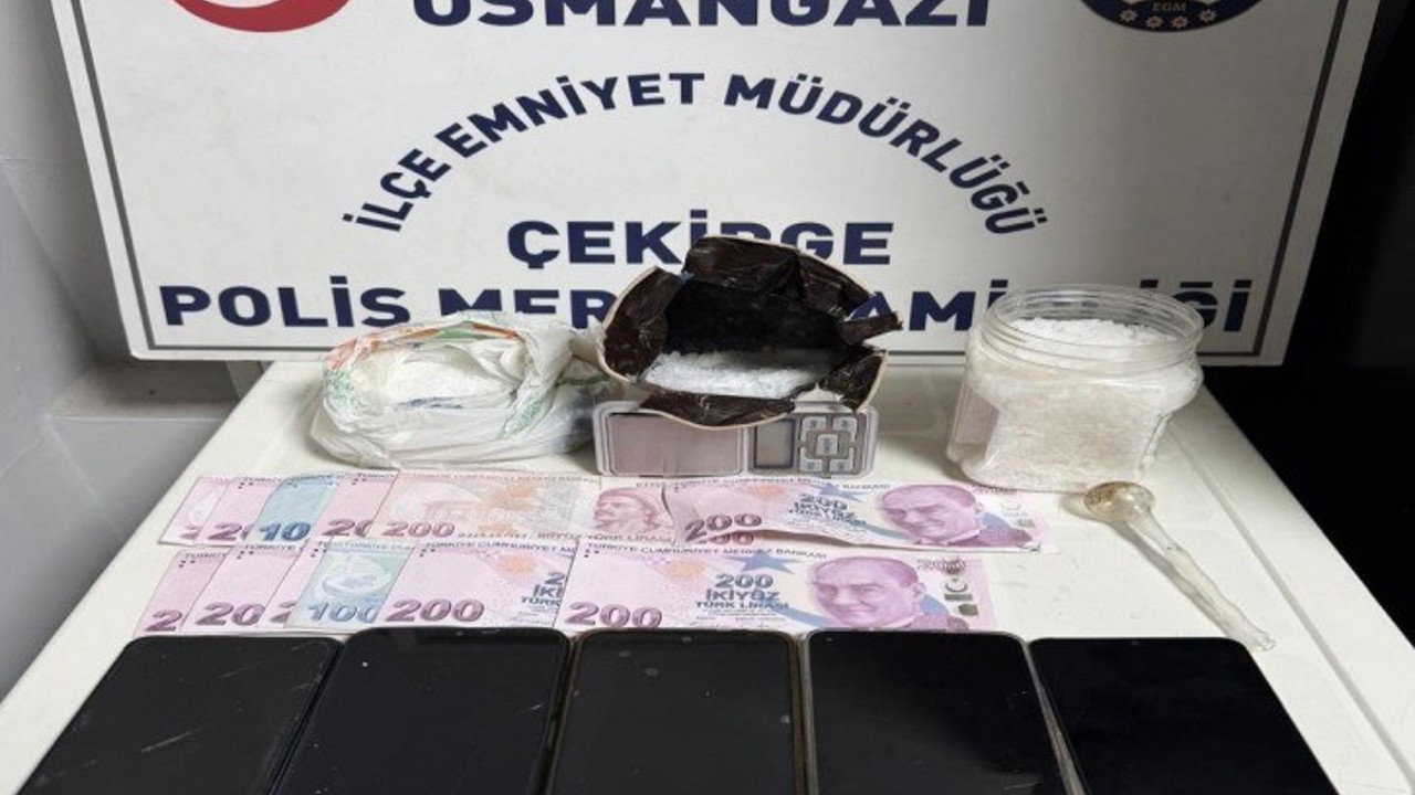 Bursa’da zehir tacirlerine darbe, yüklü miktarda uyuşturucu ele geçirildi
