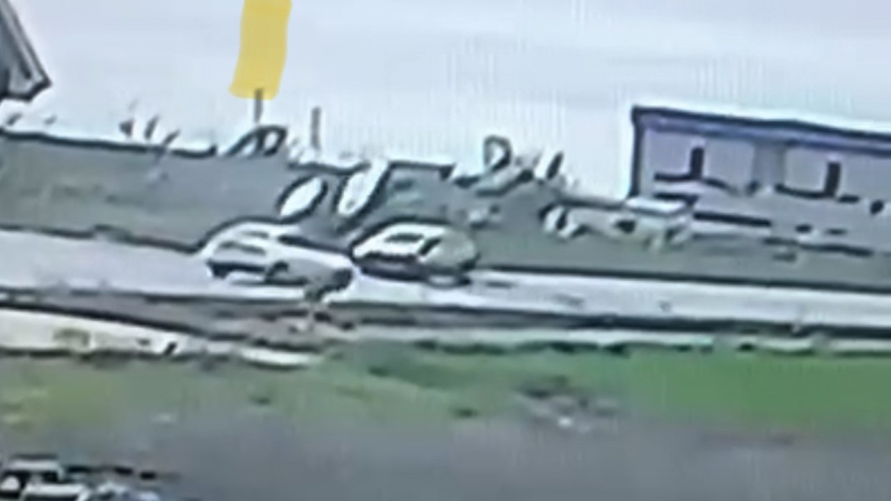 Edirne’de çarpışan aracın defalarca takla attığı kaza kamerada
