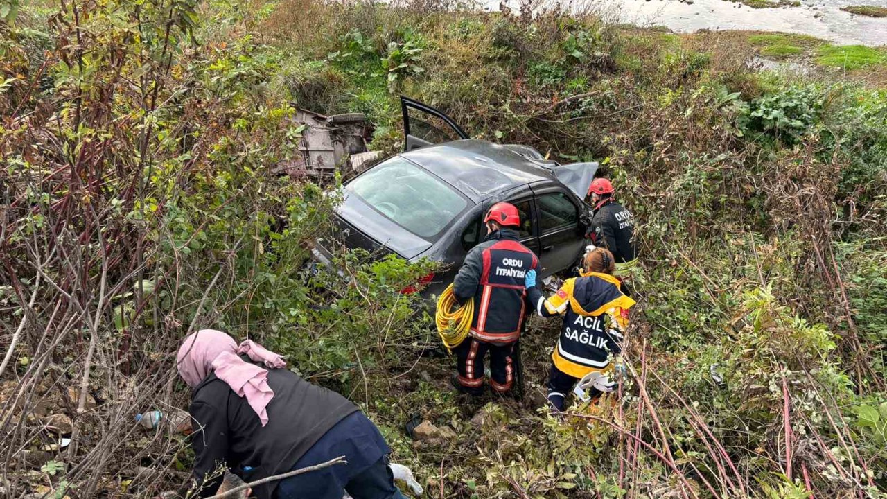 Ordu’da üç tekerlekli araç ile otomobil çarpıştı: 2 ölü, 1 yaralı
