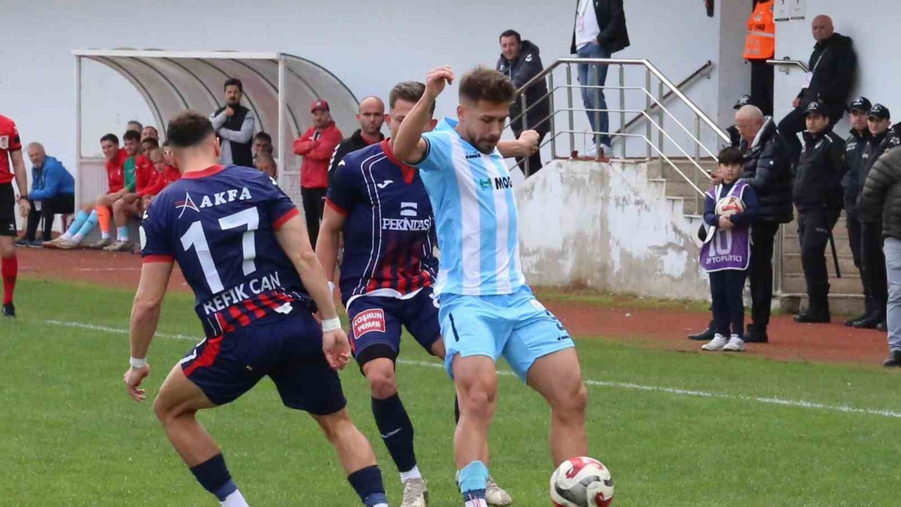 TFF 3. Lig: Pazarspor: 1 - Düzcespor: 1
