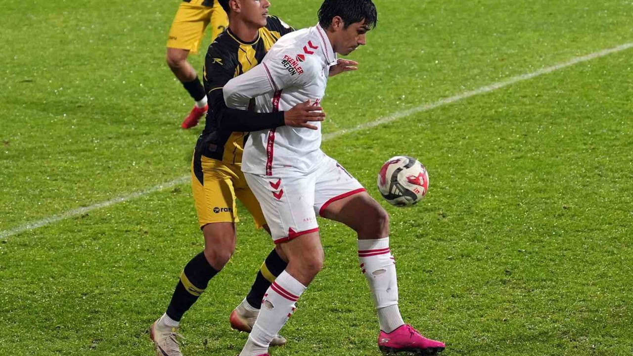 Trendyol 1. Lig: İstanbulspor: 2 - Özbelsan Sivasspor: 1
