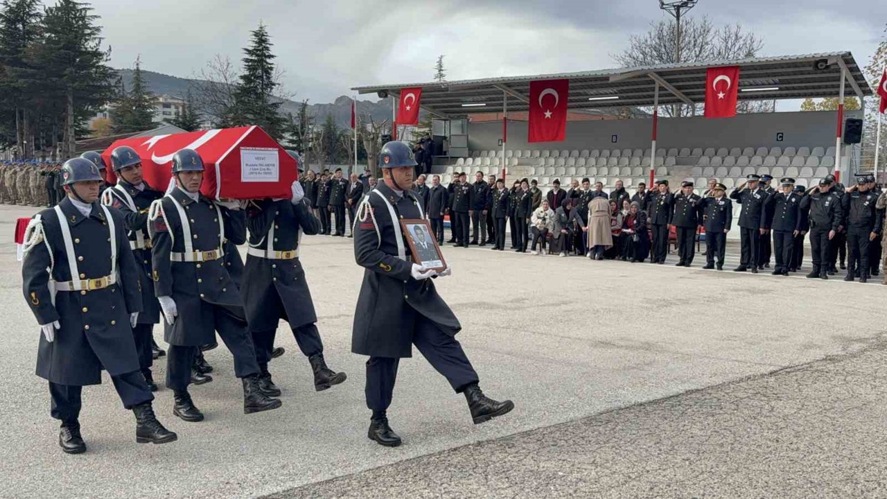 Tokat’ta görevi başında rahatsızlanan uzman çavuş hayatını kaybetti
