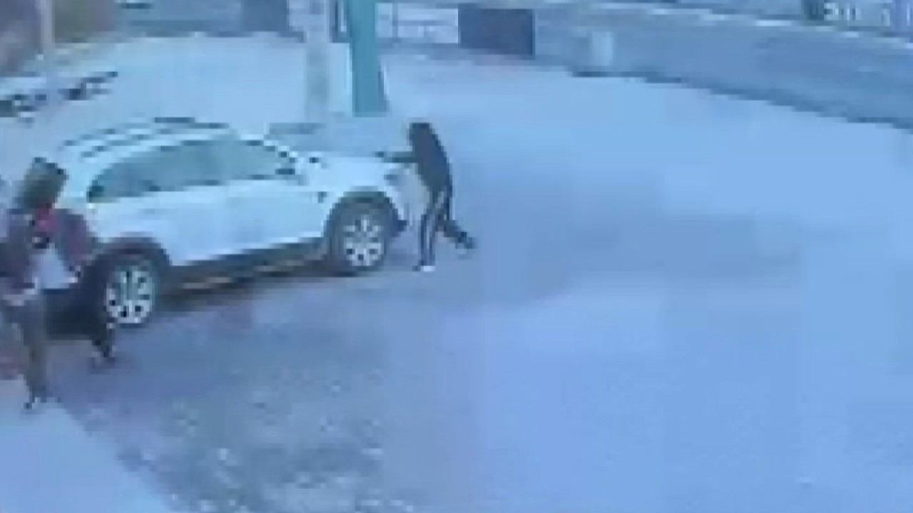 Şanlıurfa’da aynı gün iki iş yerine silahlı saldırı kamerada
