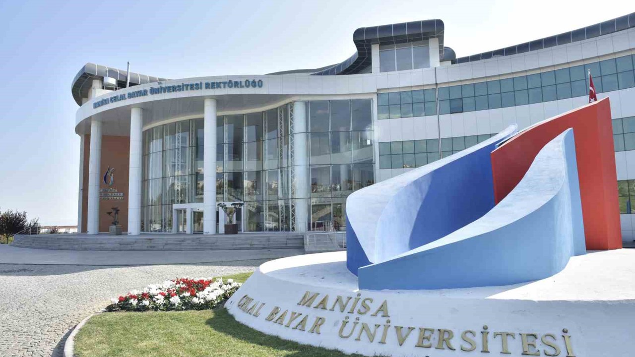 Manisa Celal Bayar Üniversitesi yükselişini sürdürüyor
