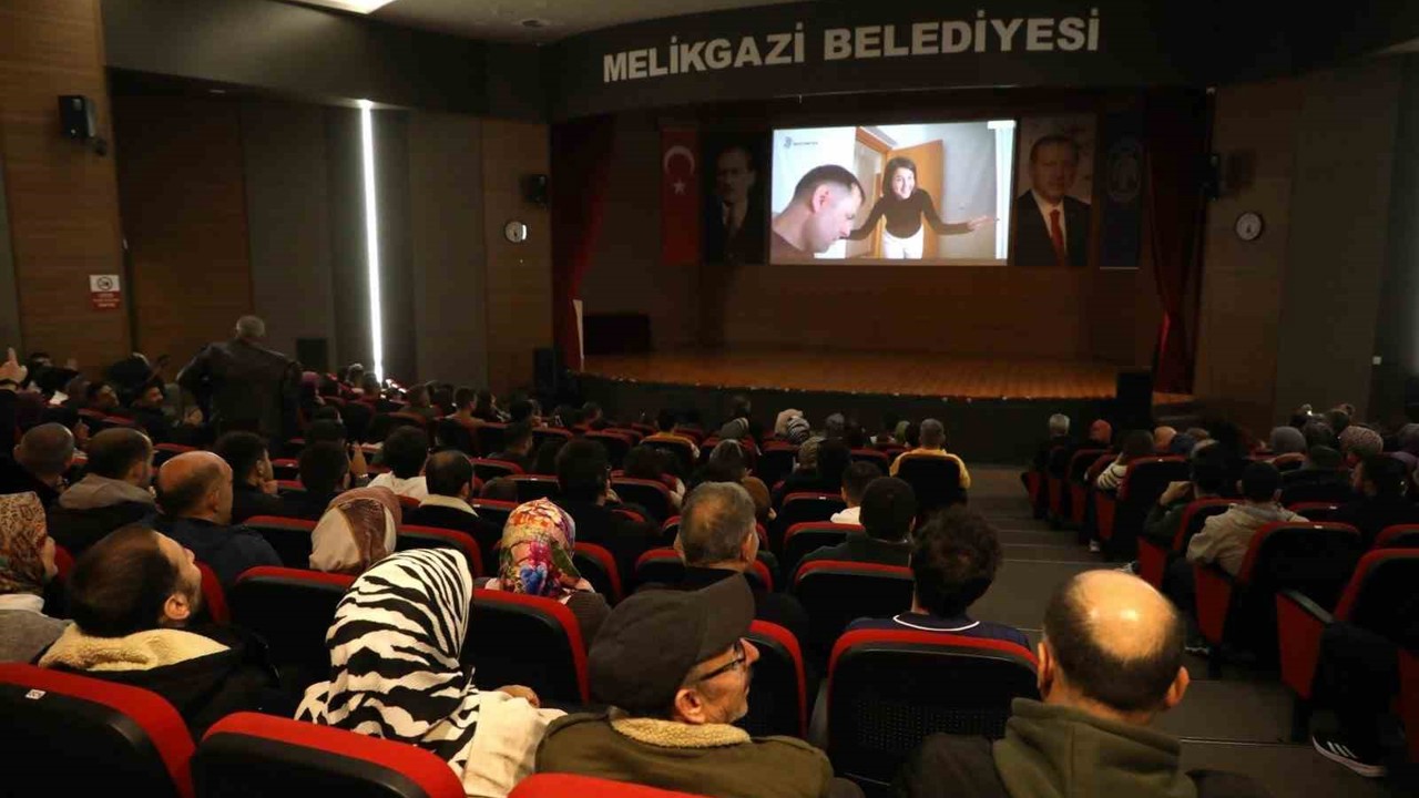 Melikgazi’den işitme engellilere sessiz film
