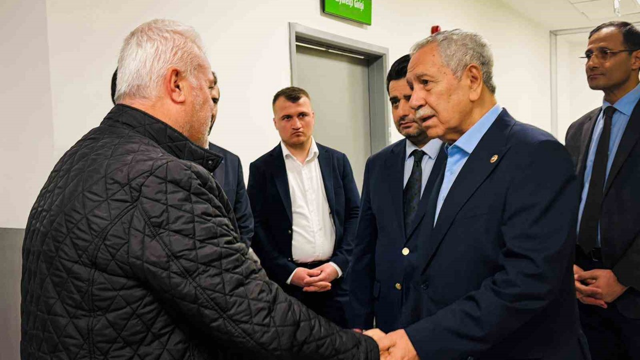 Bülent Arınç’tan Başkan Durbay’a yoğun bakımda ziyaret
