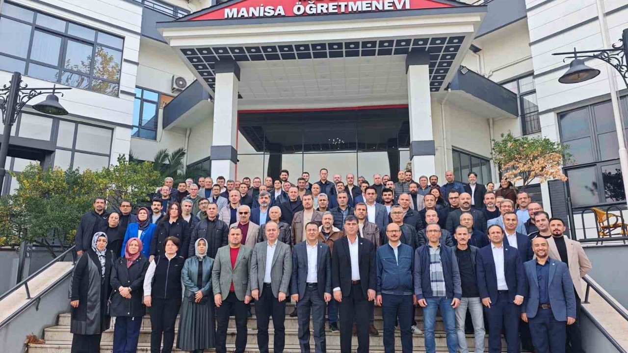 Eğitim Bir-Sen’den Manisa’da Genişletilmiş İl Divan Toplantısı
