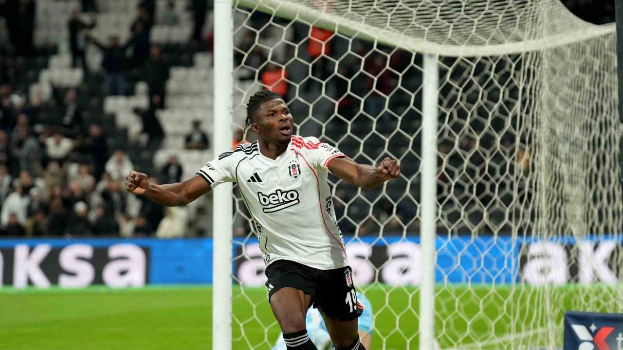 El Bilal Toure gollerine devam ediyor
