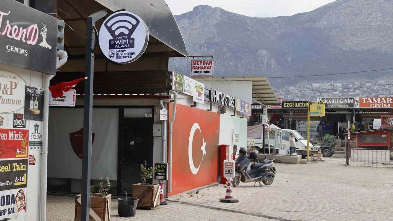 Hatay Büyükşehir Belediyesi, ücretsiz internet desteği vermeye başladı
