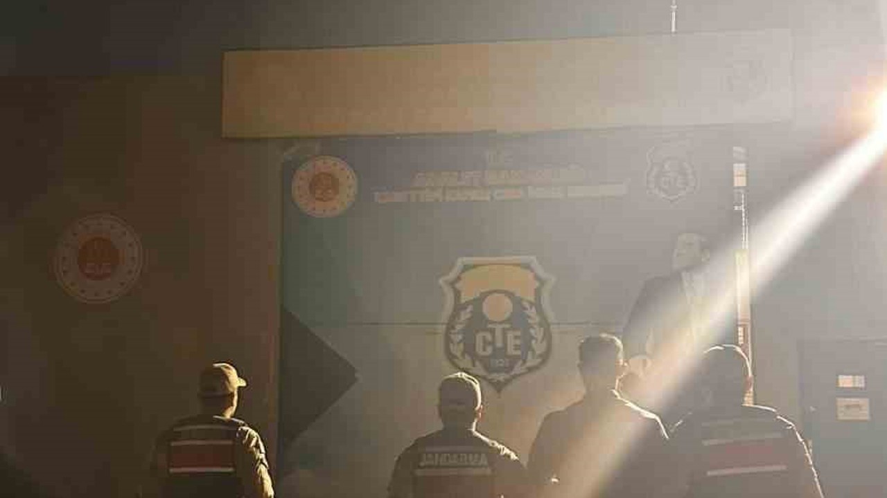 Kağızman’da 7 yıl hapis cezası bulunan 1 kişi yakalandı
