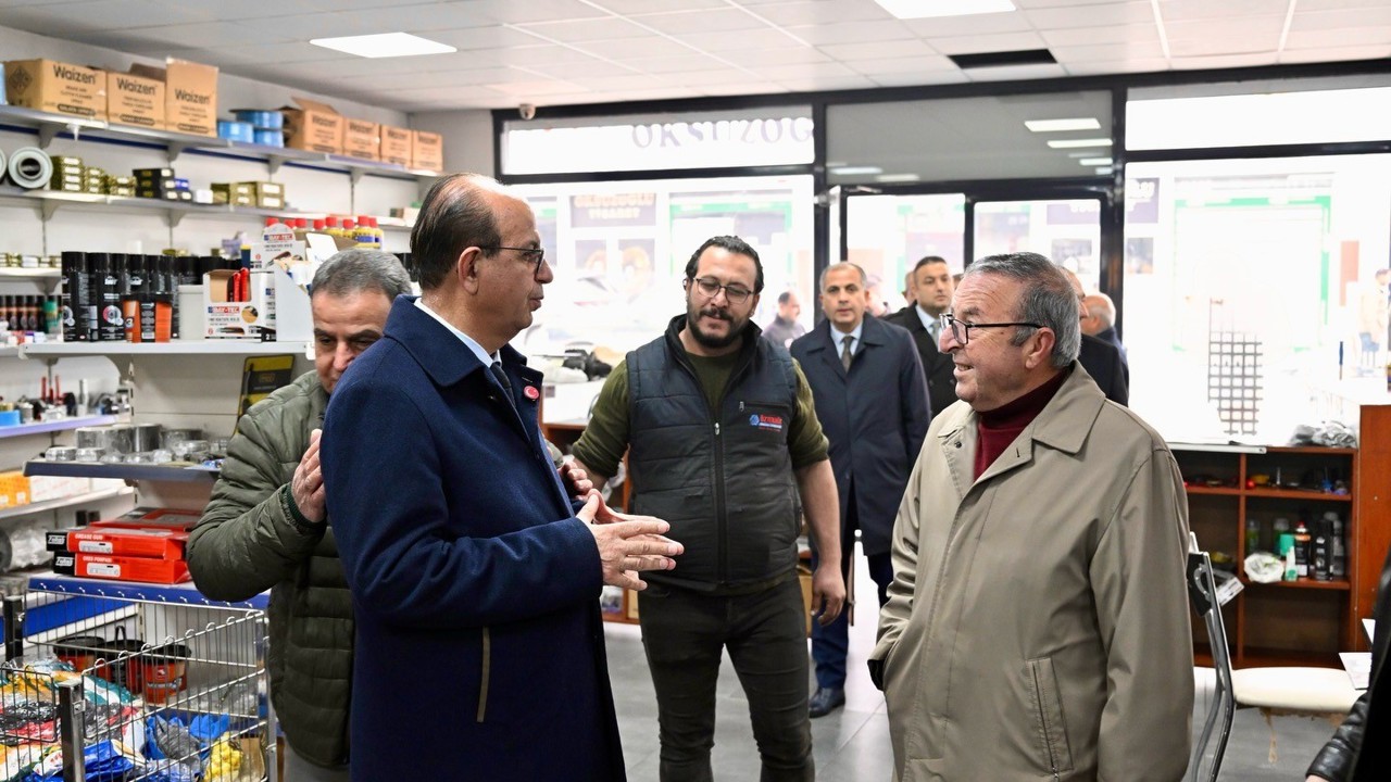 Başkan Geçit, ÖZSAN Sanayi Sitesi esnafının taleplerini dinledi
