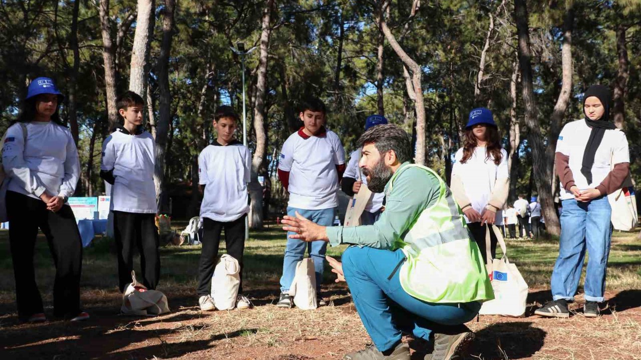 Orman ekosisteminde atıkların tehlikesi uygulamalı gösterildi
