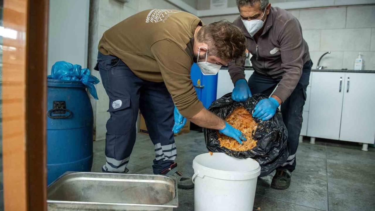 Esenyurt Belediyesi’nden israfı önleyen örnek uygulama
