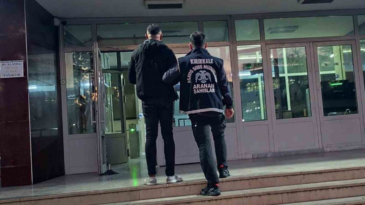 Kırıkkale’de eş zamanlı operasyonda 4 firari yakalandı
