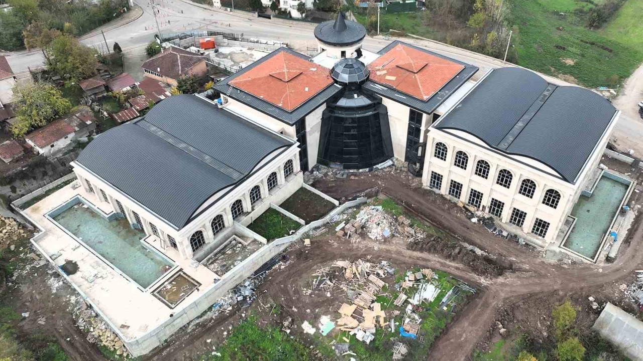 Başiskele Yeniköy Termal Tesisi açılış için gün sayıyor
