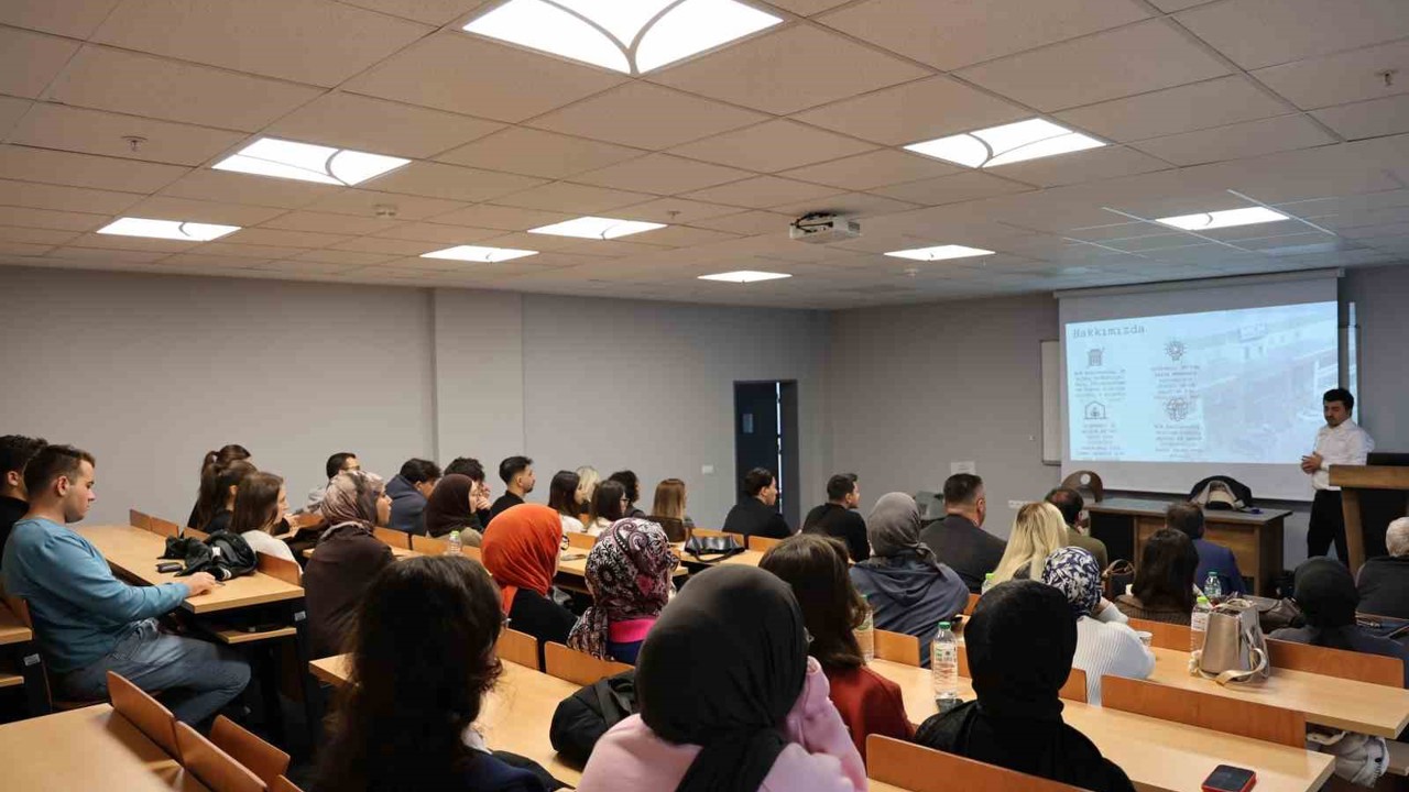 Topraklı ve topraksız seralarda üretim yöntemleri anlatıldı
