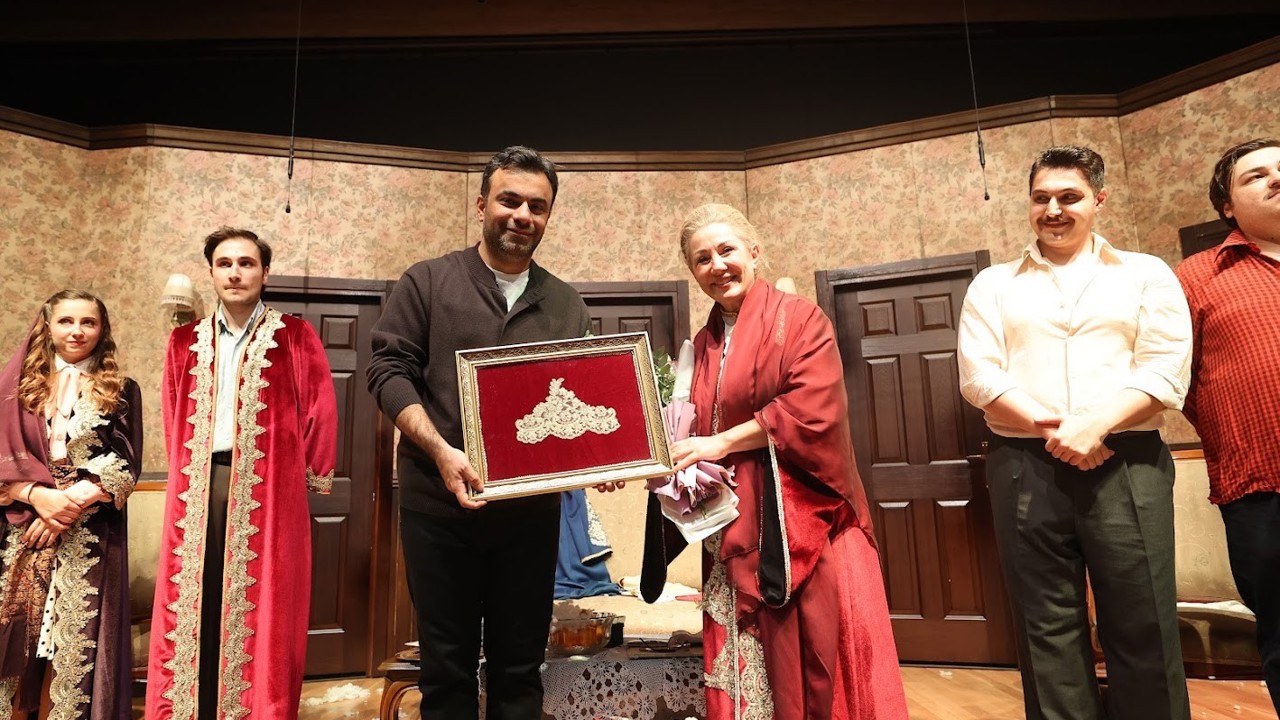 Bağcılar Belediyesi’nin hazırladığı prömiyer izleyicilerden tam not aldı
