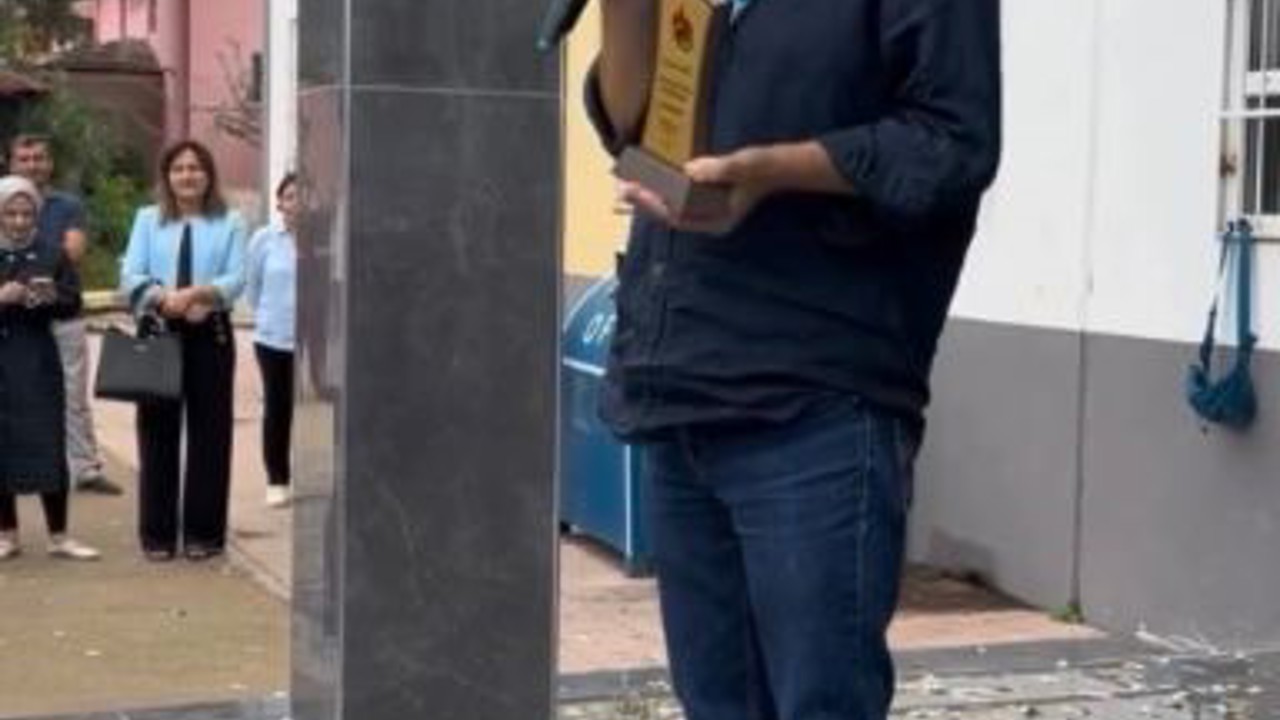 Osmaniye’de 35 yıllık meslek hayatı alkışlarla taçlandı
