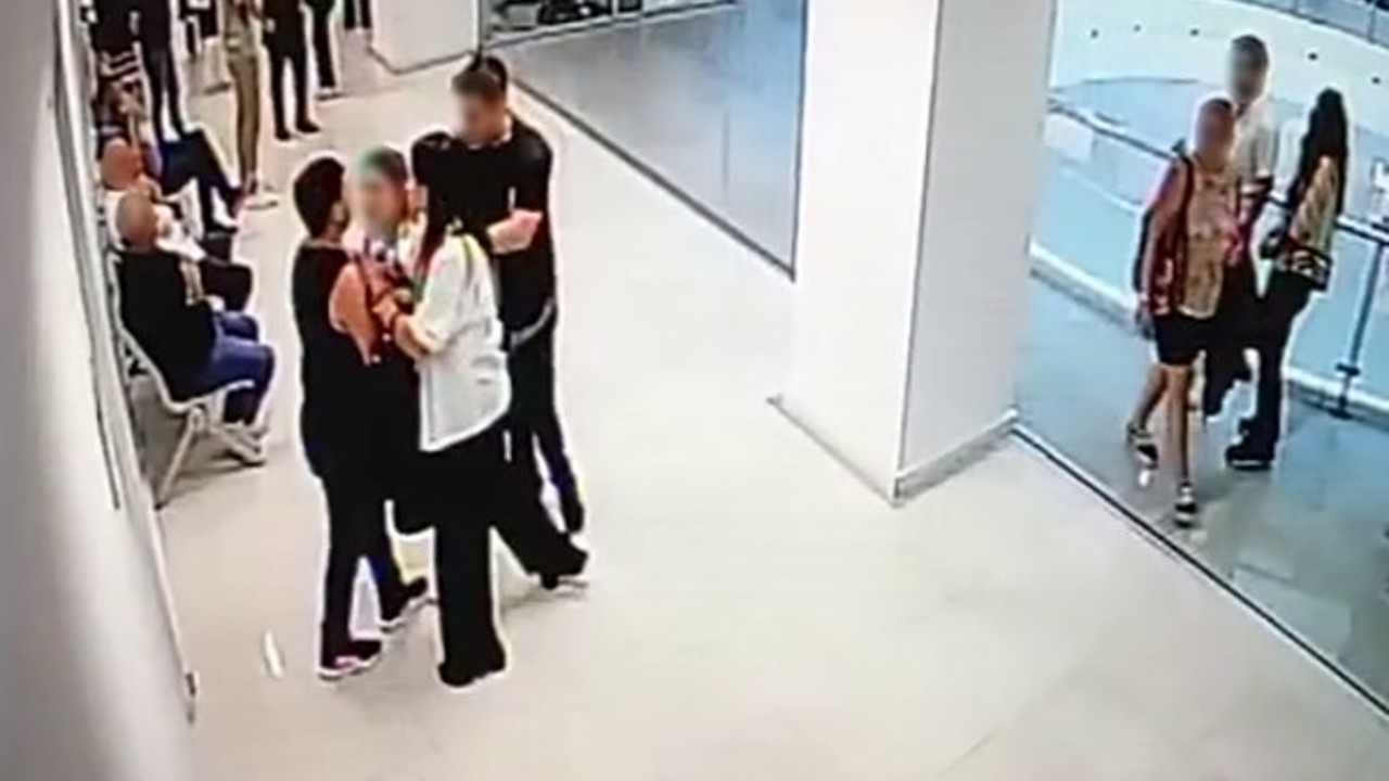 Bakırköy Adliyesi’nde velayat kavgası, o anlar kamerada
