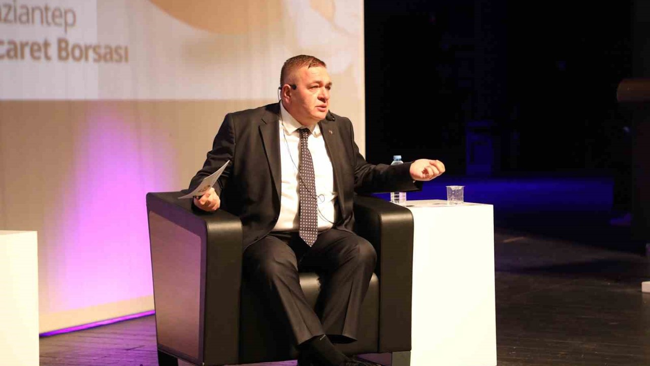 Akıncı: "Mesleki eğitim geleceğin ekonomisinin anahtarıdır"
