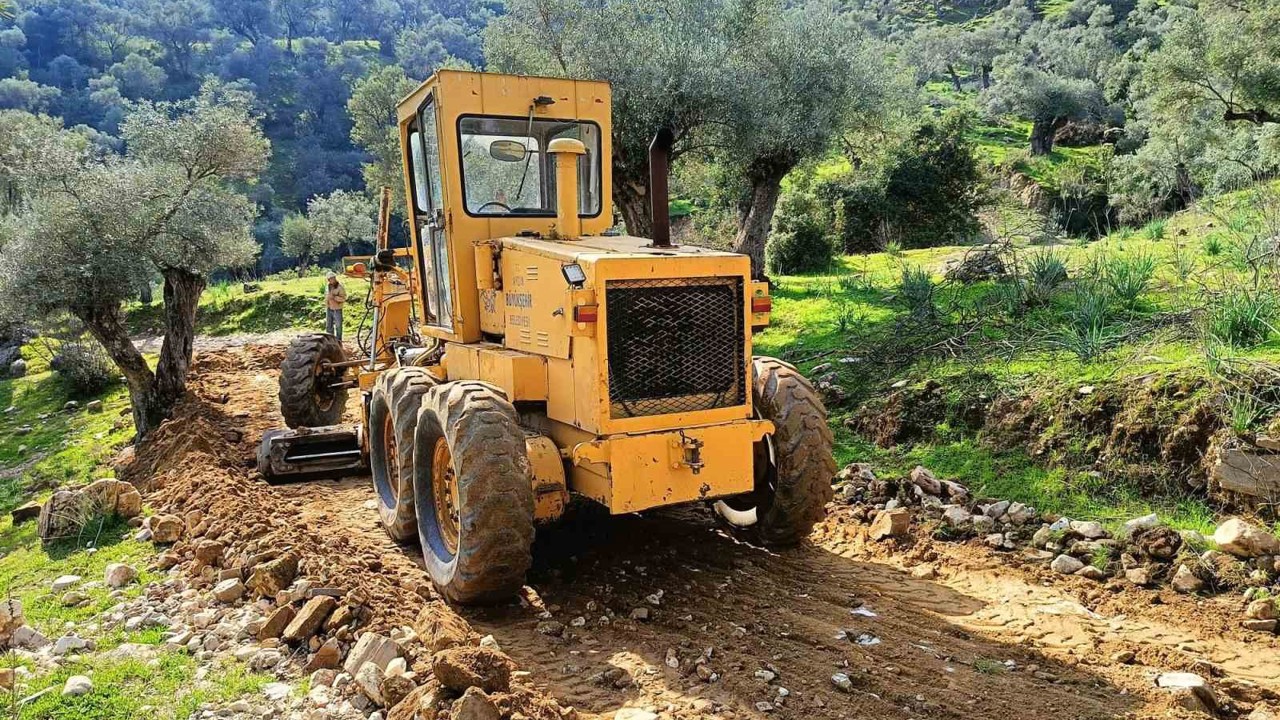 Aydın Büyükşehir il genelinde alt ve üst yapı çalışmalarını sürdürüyor
