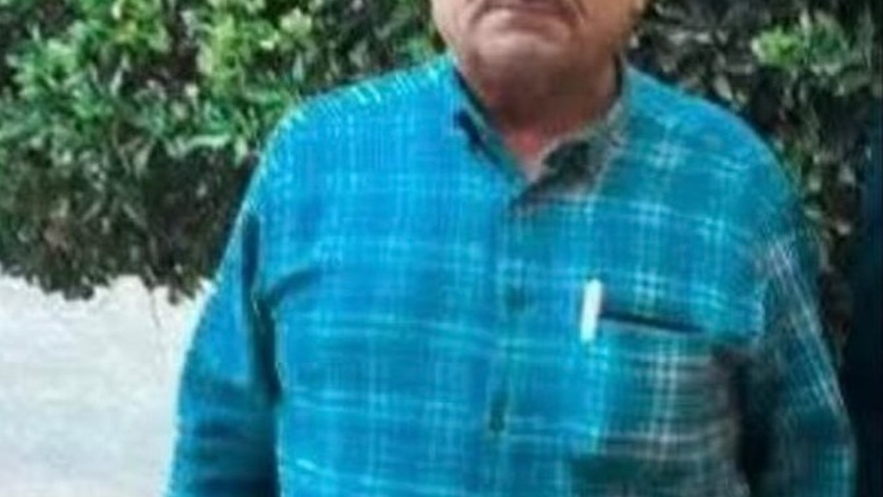 Geri manevra yapan araç yaşlı adamın sonu oldu
