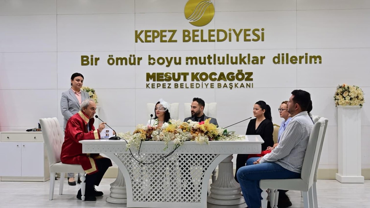 Kepez’de yılın son özel gününde nikah yoğunluğu
