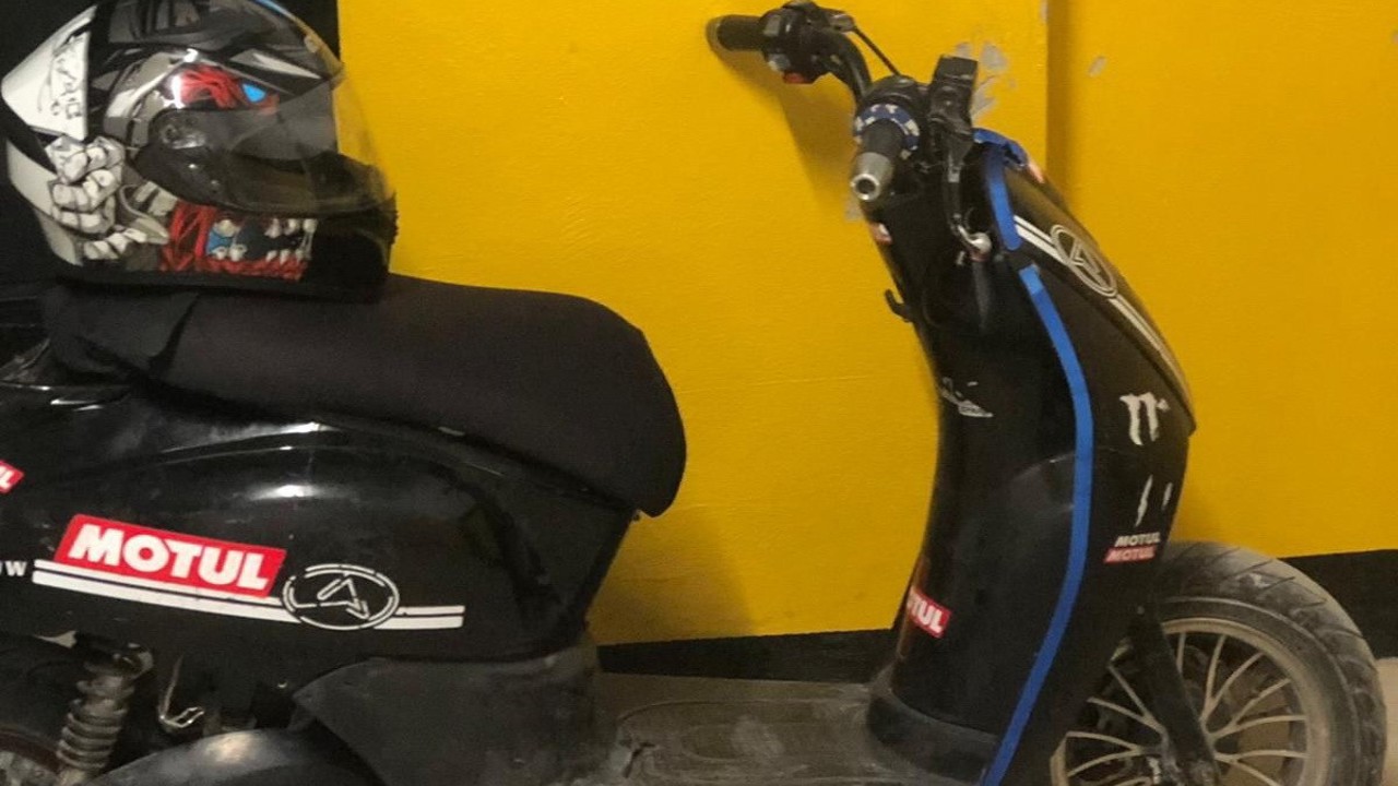 Park halindeki elektrikli bisiklet çalındı
