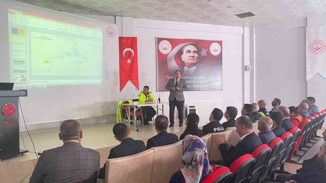 Besni’de kış tedbirleri toplantısı düzenlendi
