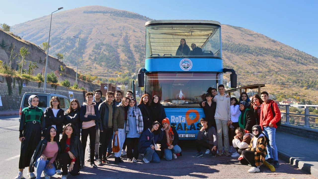 Talas’ı gezi rotasına alan turist sayısı 6 bini geçti
